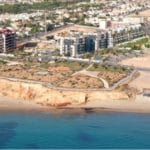 An aerial view of Mil Palmeras, a beachfront apartment complex located in Costa Blanca South.