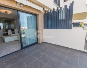 Luxury apartment with sliding glass doors overlooking the balcony in Costa Blanca South.